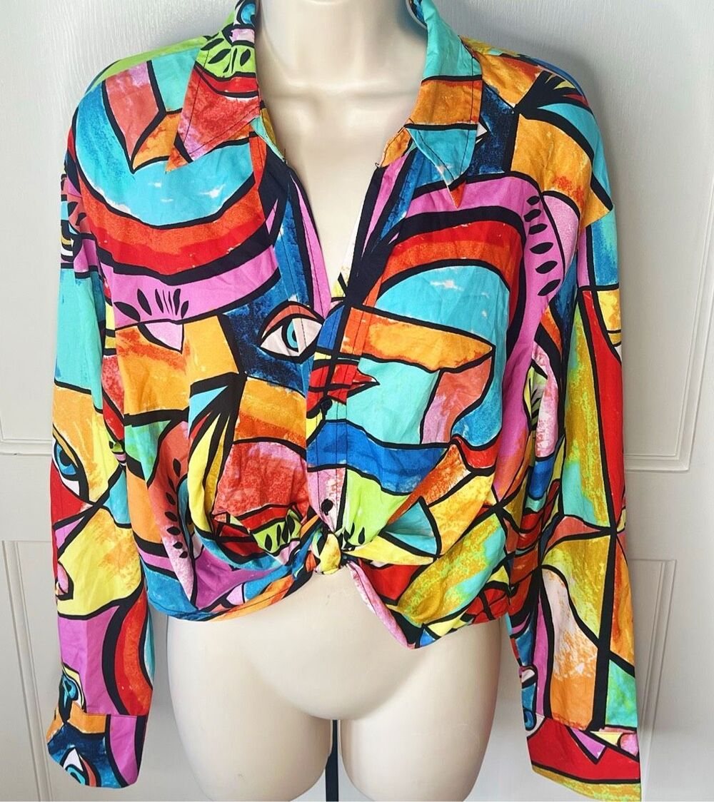Live 4 Truth Seeing Eye Abstract Print Cropped Blouse Size Large Nwt
